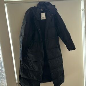 H&M down feather hooded coat. Brand new with tags